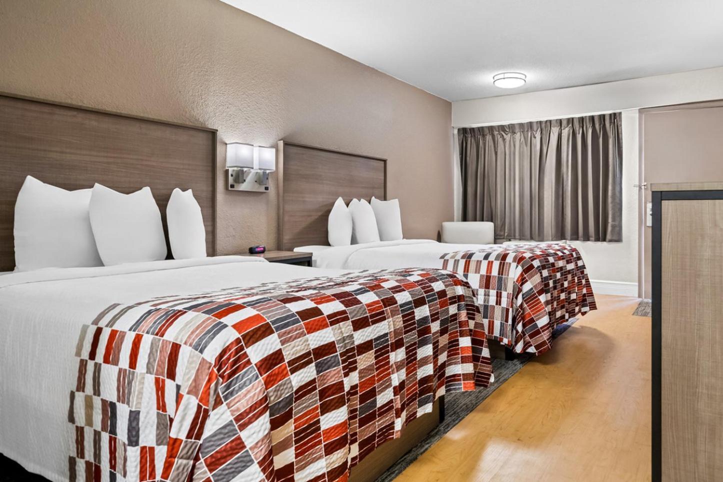 Red Roof Inn Tampa Fairgrounds - Casino Mango Luaran gambar