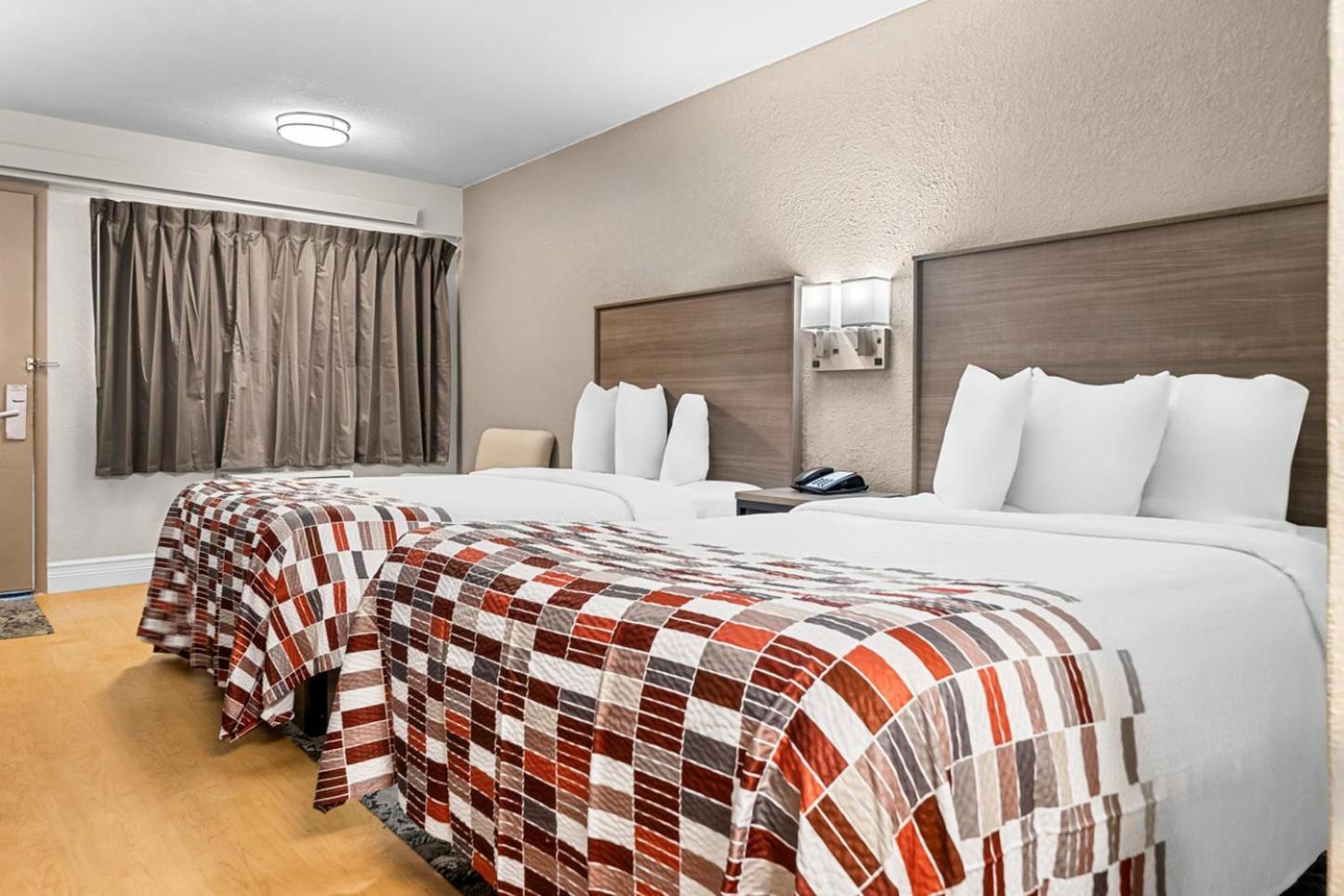 Red Roof Inn Tampa Fairgrounds - Casino Mango Luaran gambar