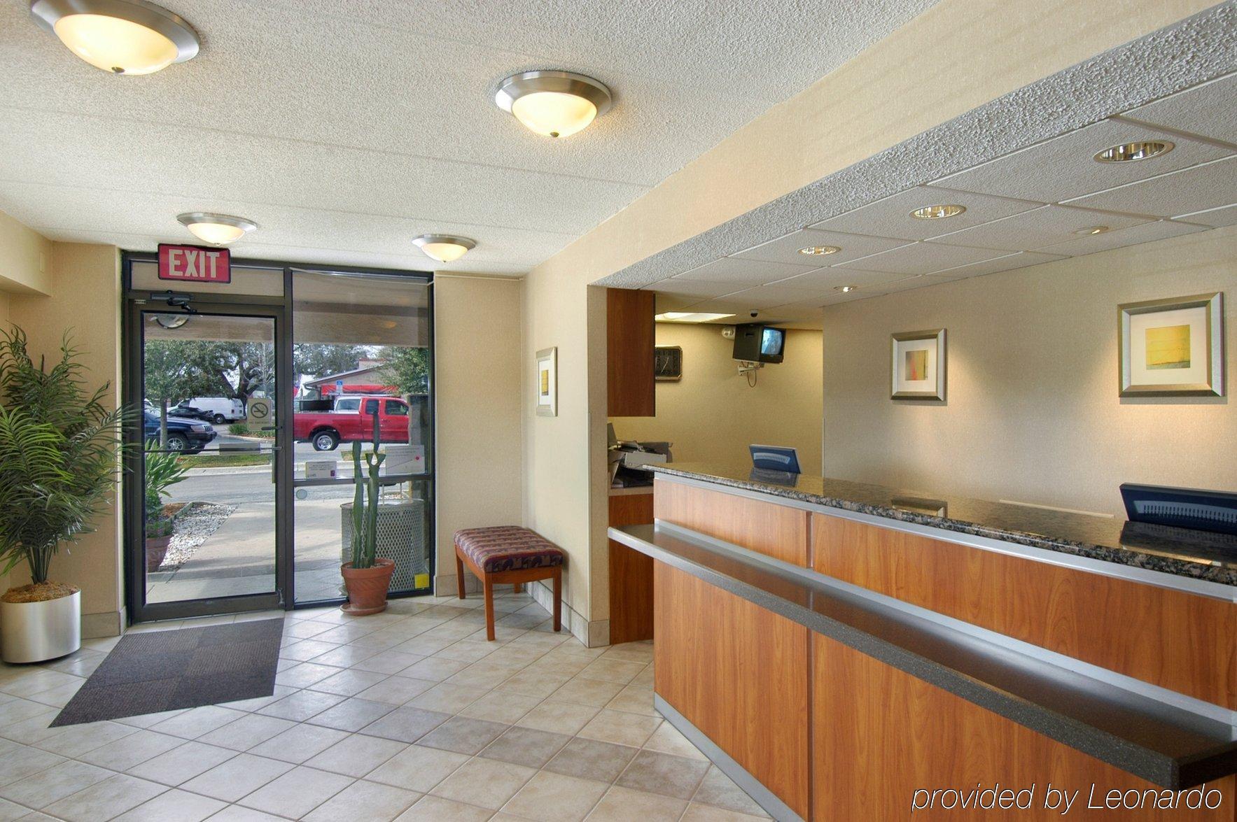 Red Roof Inn Tampa Fairgrounds - Casino Mango Luaran gambar