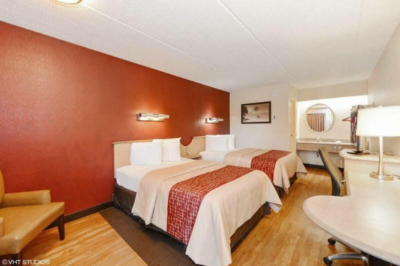 Red Roof Inn Tampa Fairgrounds - Casino Mango Luaran gambar