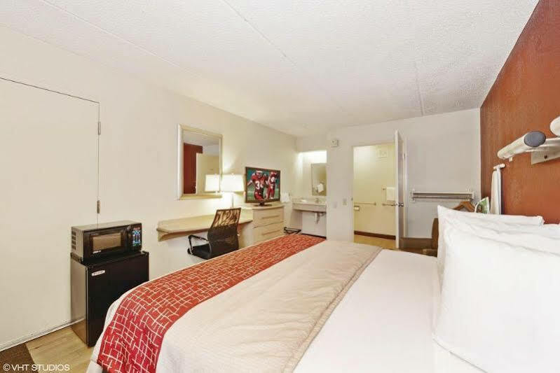 Red Roof Inn Tampa Fairgrounds - Casino Mango Luaran gambar